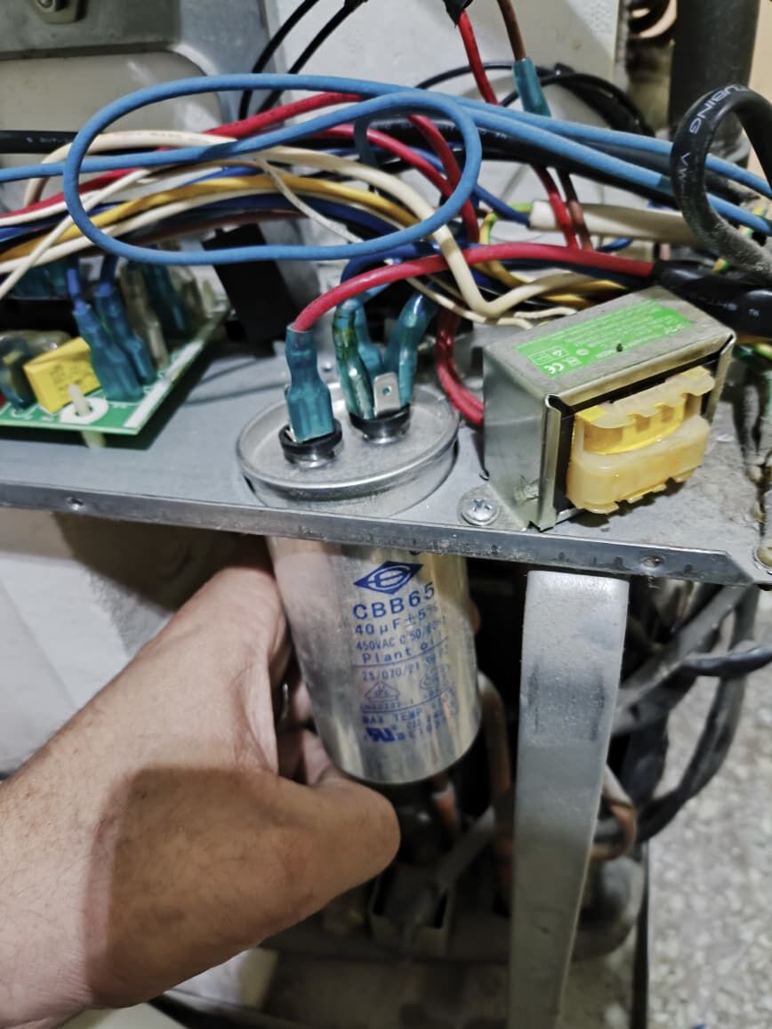 Recambio de capacitor CBB65